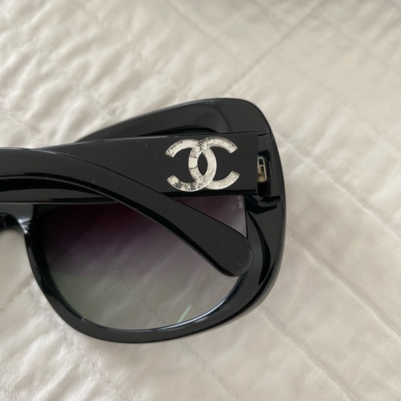 CHANEL sunglasses - Picture 5 of 9